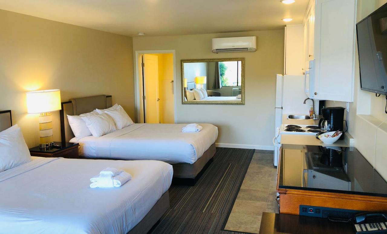 Moonlight Beach Motel 恩西尼塔斯 外观 照片